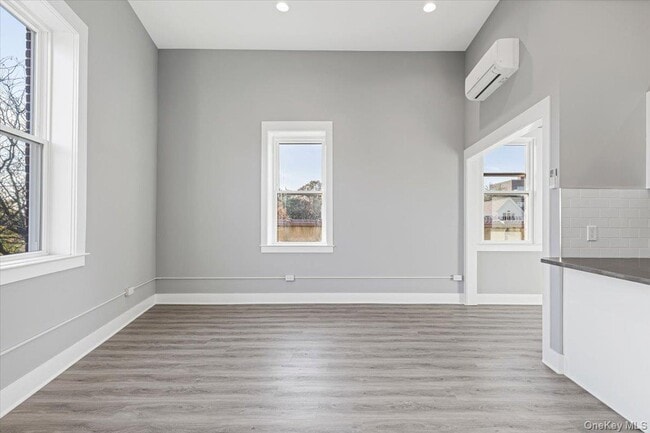 Building Photo - 47 Beekman Ave