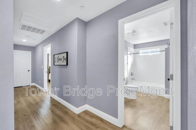 Building Photo - 1131 Odonnell Ave
