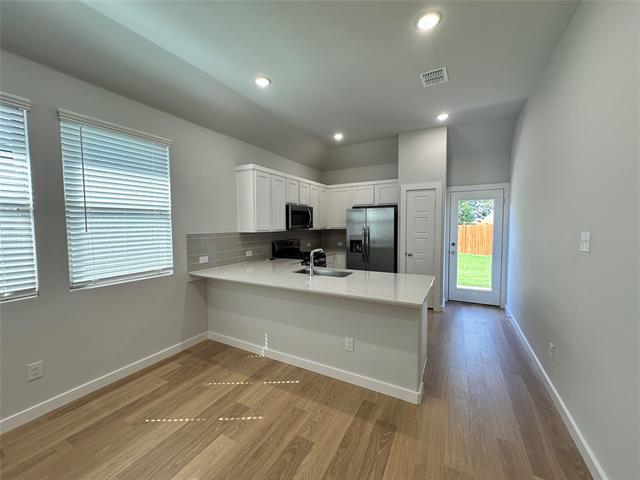 Building Photo - 908 Pne Bch Dr