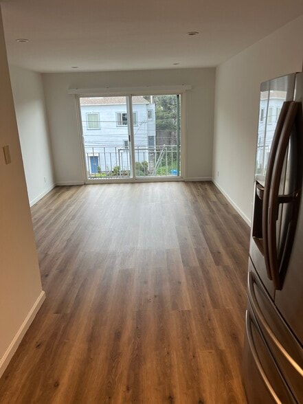 Building Photo - 1418 Rhode Island St