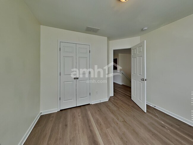 Building Photo - 114 Parsons Green Ct