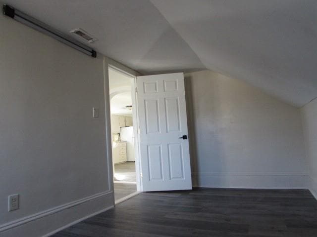 Building Photo - 21 Forest Ave