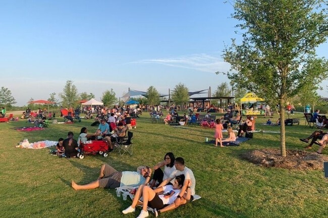 Building Photo - 7602 Zinnia Blossom Ln