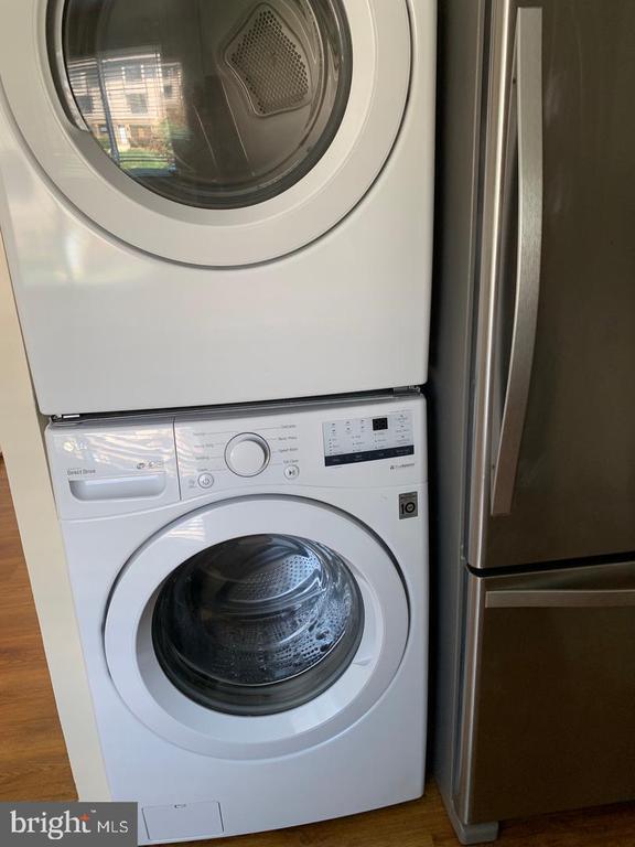 Building Photo - 1809 Westwind Way