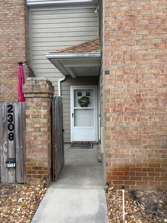 Building Photo - 2 Bedroom 2.5 Bath Home in Kitty Hawk $2150/mo