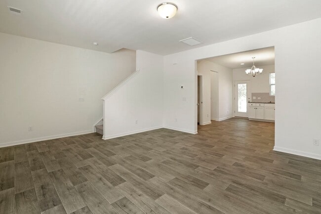 Building Photo - 209 Banbury Ln