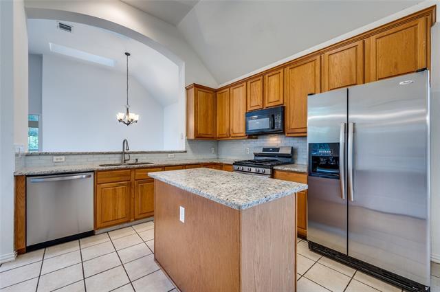 Building Photo - 8457 Grand Canyon Dr