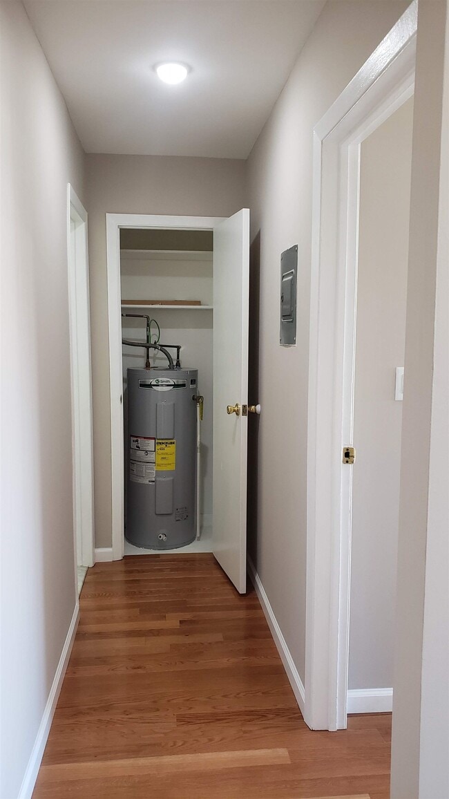 Building Photo - 227-229-229 Cambridge Ave