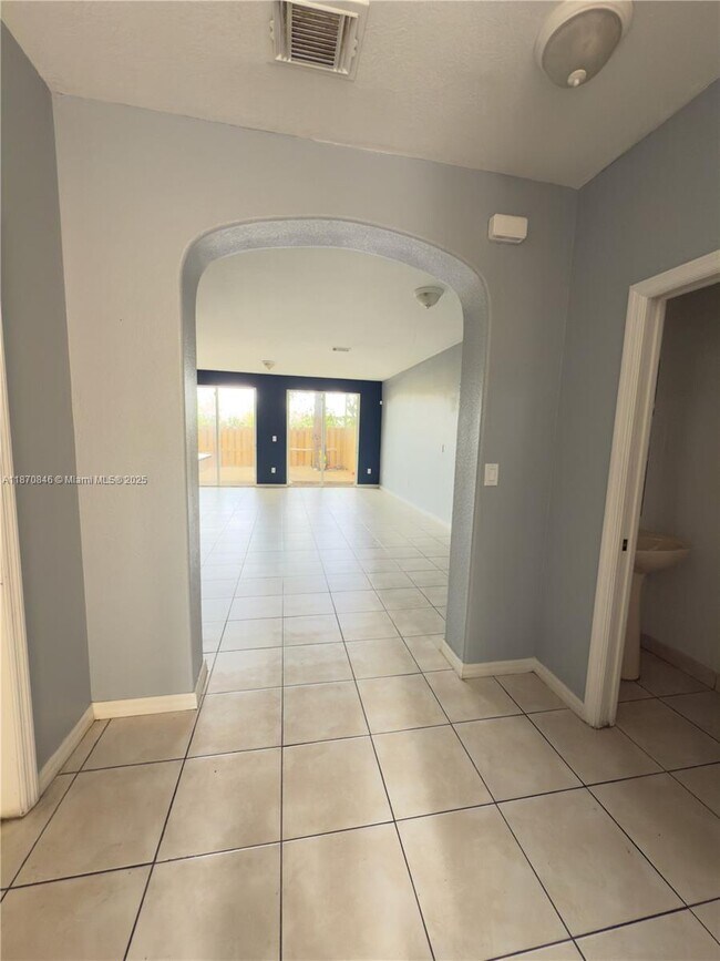 Building Photo - 16549 SW 78th Terrace