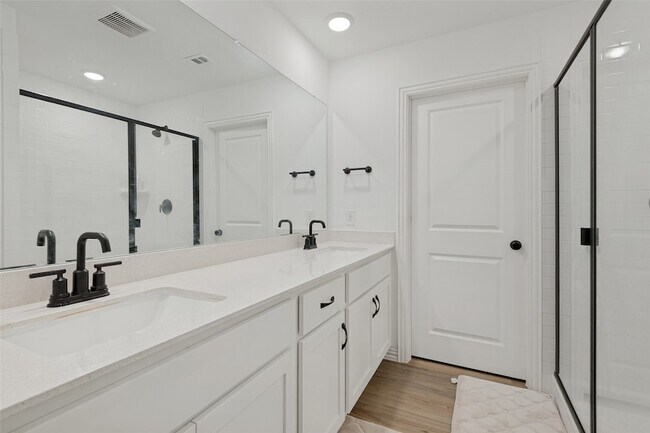 Building Photo - 2504 Flaxfield Ln