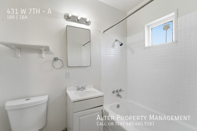 Building Photo - 431 W 7th St