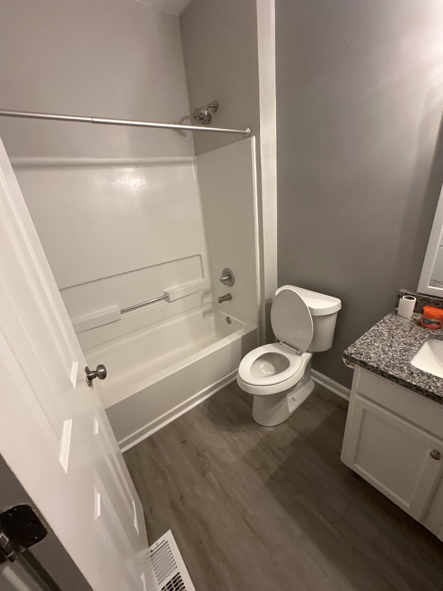 Building Photo - Room in House on Etheridge Dr NW