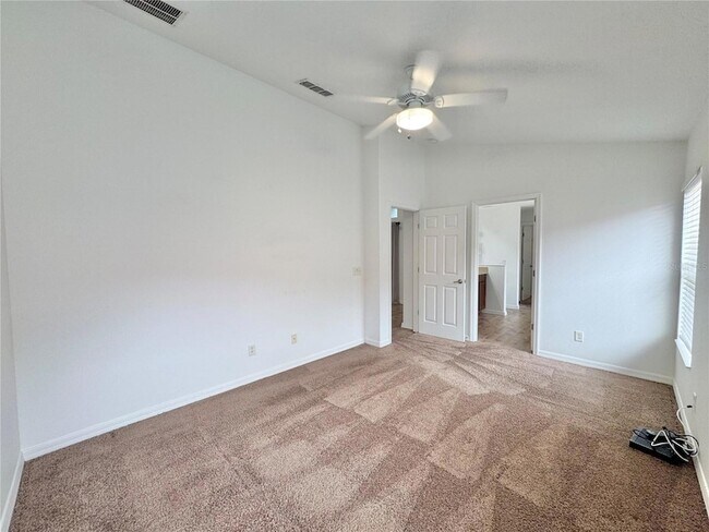 Building Photo - 502 Viola Dr