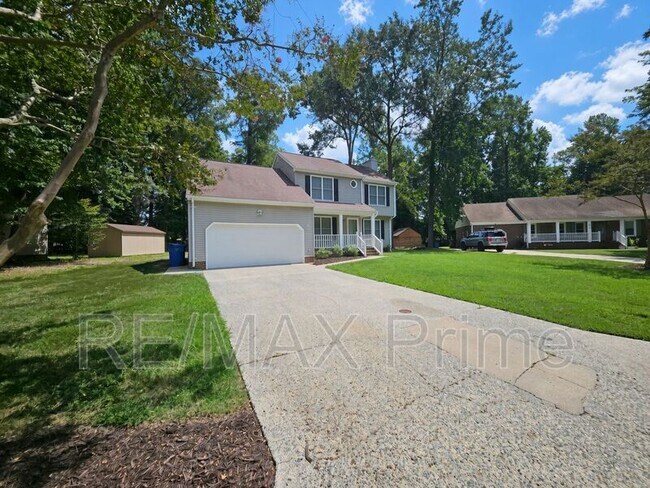 Building Photo - 413 Saddle Ct