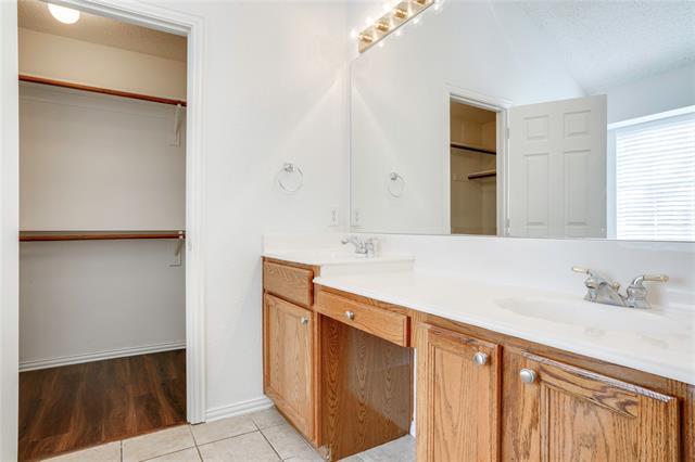 Building Photo - 8611 Ironwood Dr