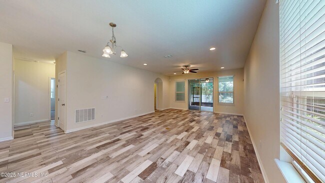 Building Photo - 65 Lone Eagle Way