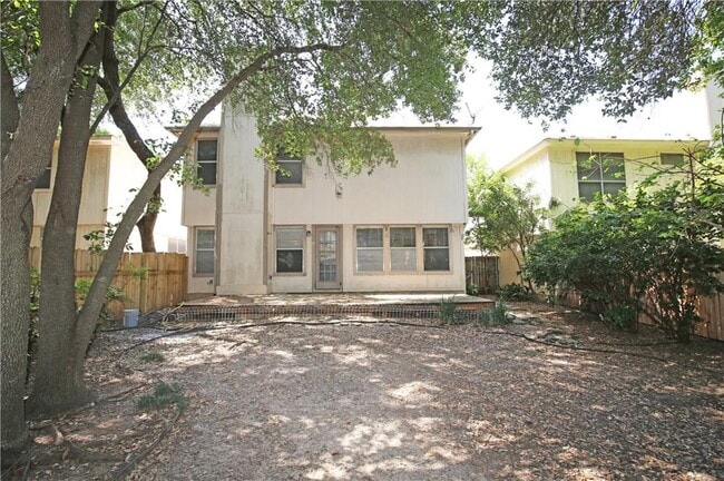 Building Photo - 12903 Humphrey Dr