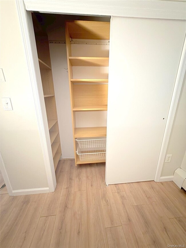 Building Photo - 44 S Rockland Ave