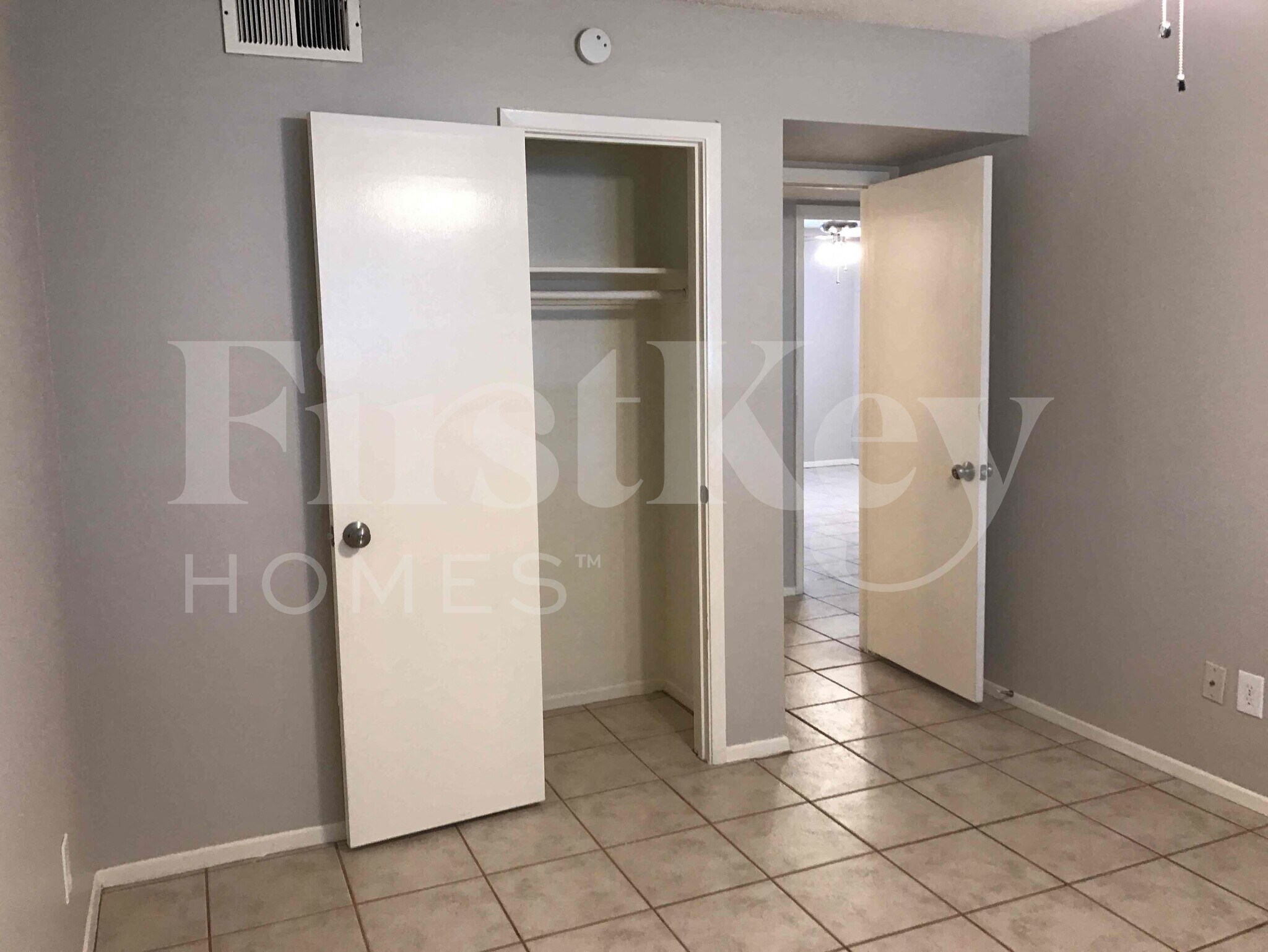 Building Photo - 3204 S Nu Vista Ln