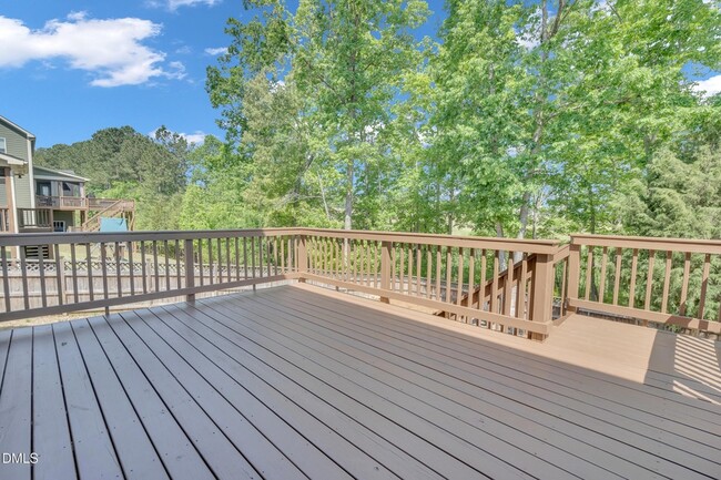 Building Photo - 899 Legacy Falls Dr S