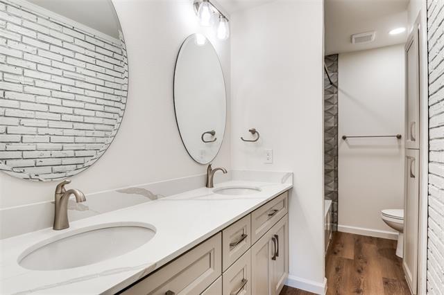 Building Photo - 302 Faircrest Dr