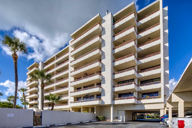 Building Photo - Mariner South Condominiums