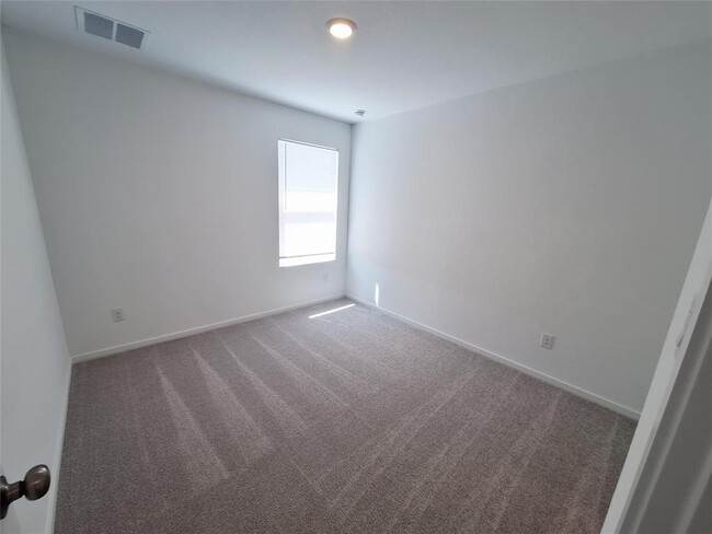 Building Photo - 510 Firedance Ct