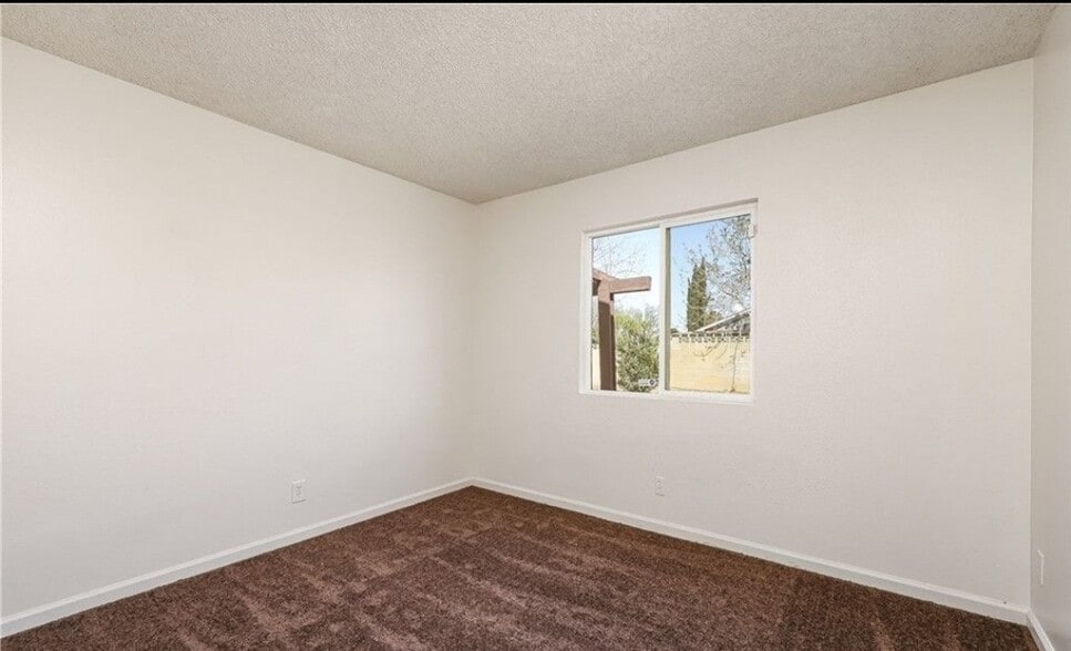 Building Photo - 44518 Benald St