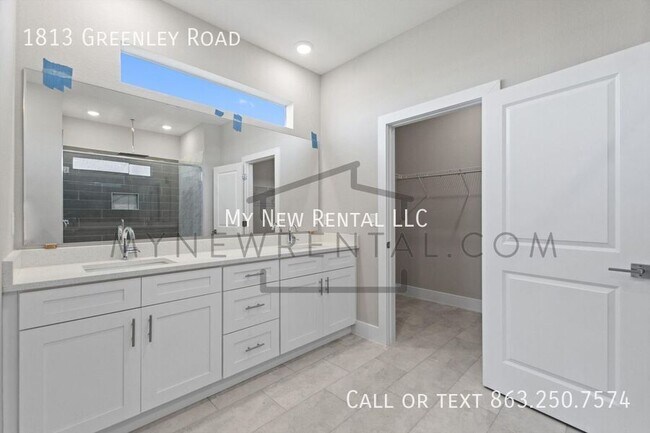 Building Photo - 1813 Greenley Rd