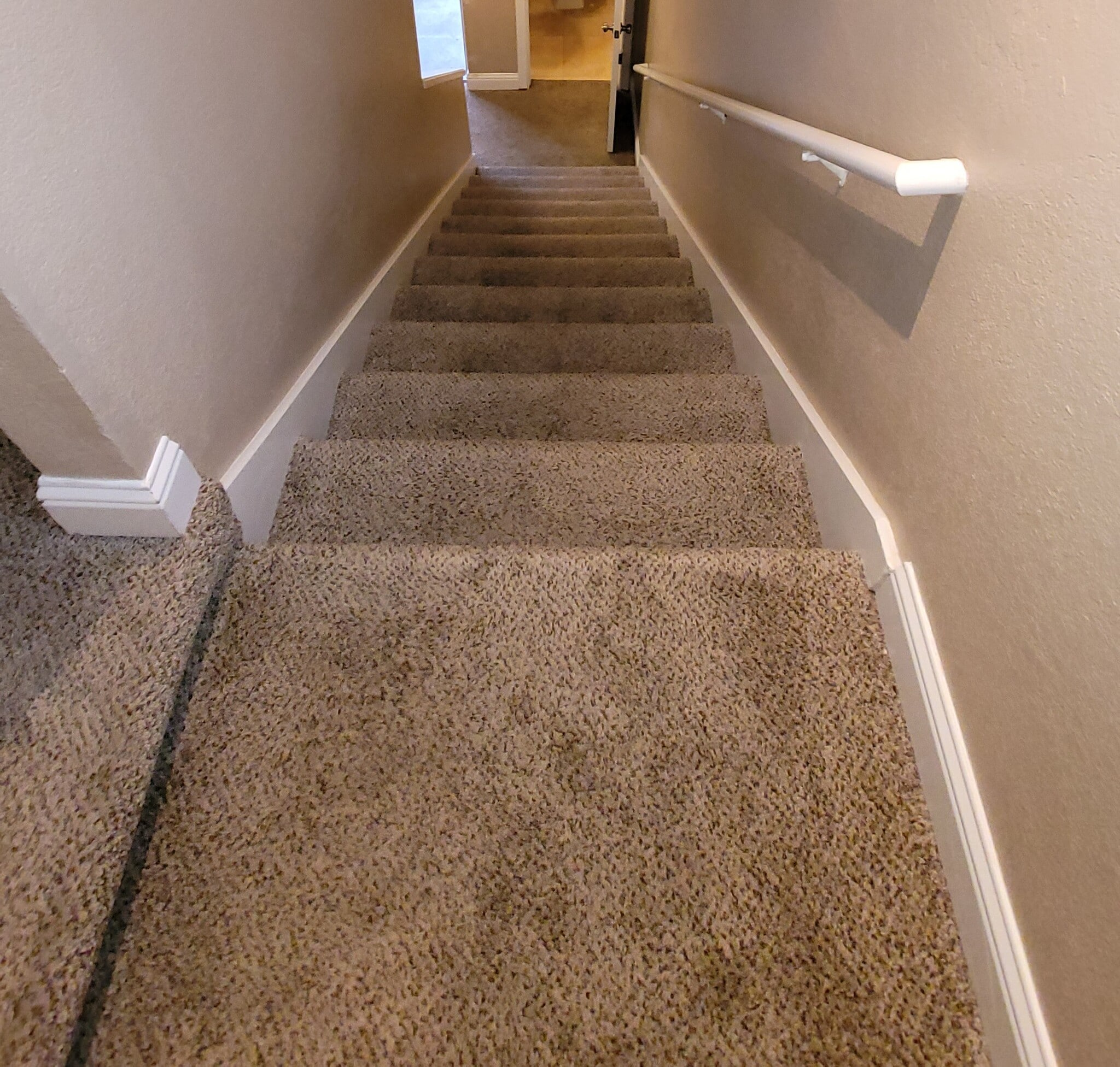 Building Photo - 788 Center Ave