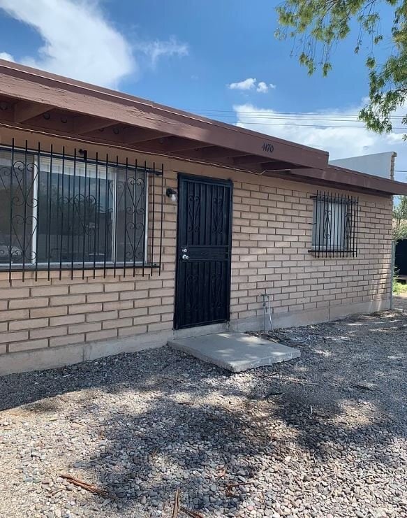 Building Photo - 4170 E 32nd St