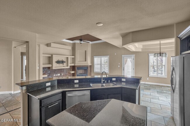 Building Photo - 7238 Canyon Wren Ave