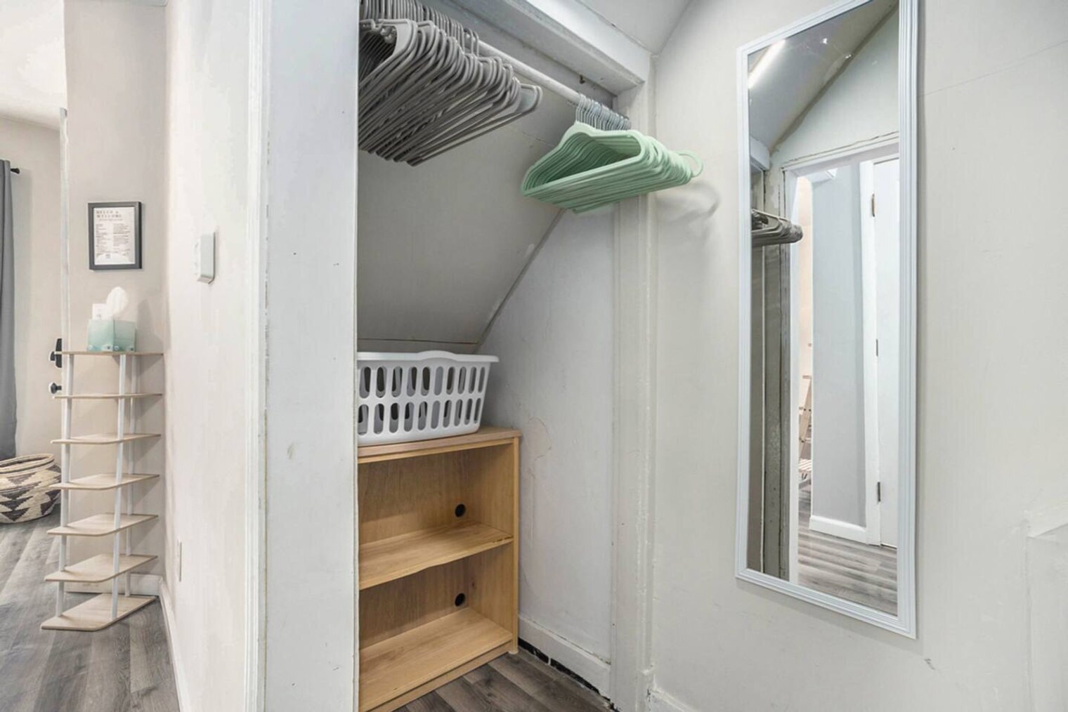 Building Photo - 415 6th St NW