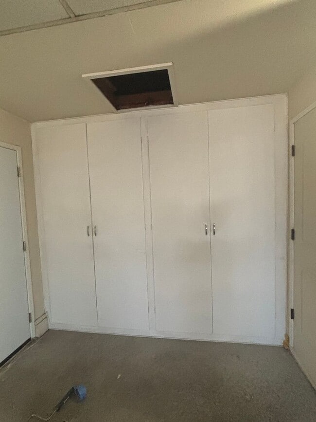 Building Photo - Lovely 3-Bedroom, 2-Bath Home in Desirable...