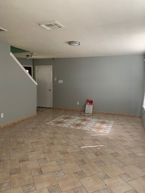 Building Photo - 5042 Canyon Blanco Dr