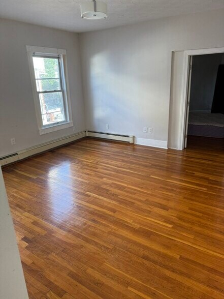 Building Photo - 17 Sewall St
