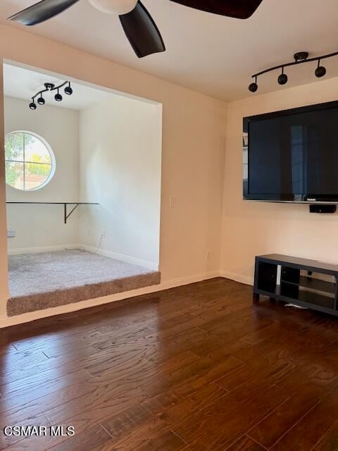 Building Photo - 23930 Arroyo Park Dr