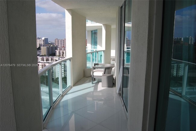 Building Photo - 200 Sunny Isles Blvd