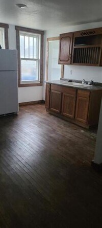 Building Photo - 1901 Franklin St