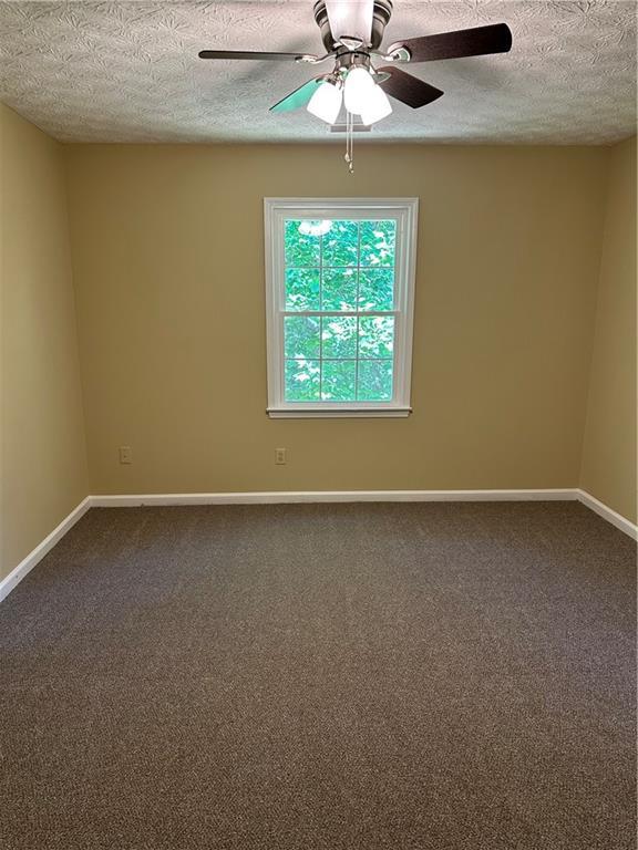 Building Photo - 3305 Maple Ridge Ct
