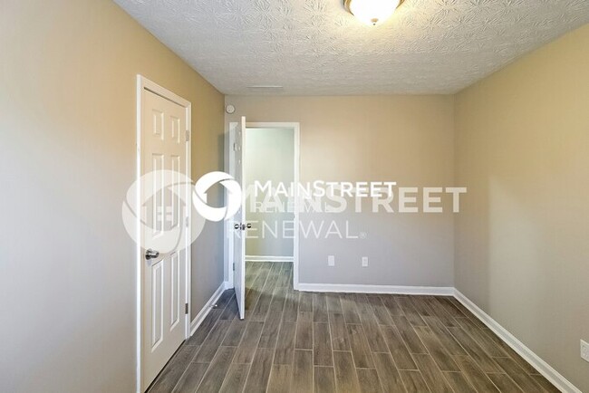 Building Photo - 25 Pleasant Hills Dr