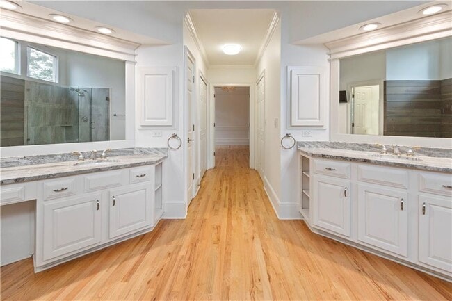 Building Photo - 3239 Mill Chase Cir SE