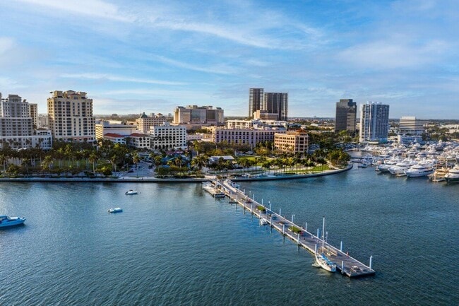 Building Photo - 651 Okeechobee Blvd