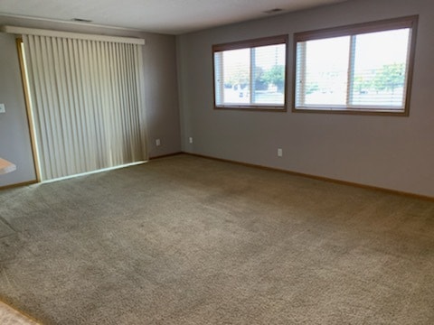 Living Room - 875 Bahls Dr