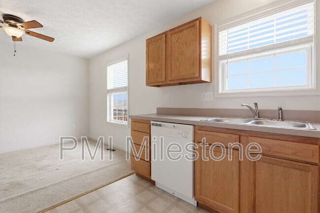 Building Photo - 75 Foal Ln