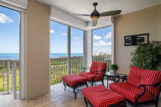 Building Photo - 7117 Pelican Bay Blvd