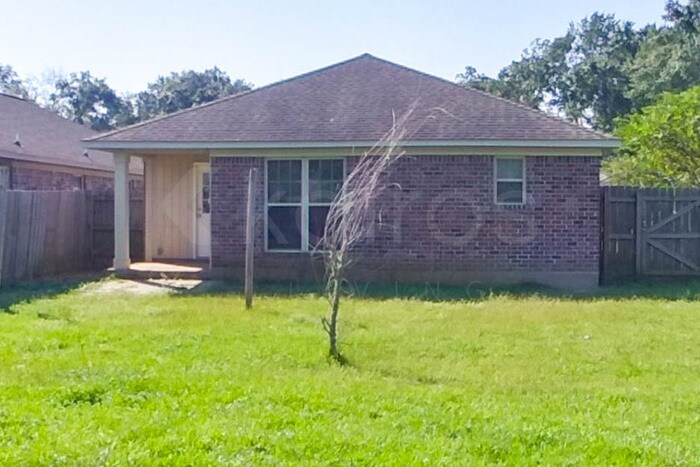 Building Photo - 16107 Hoiles Ave