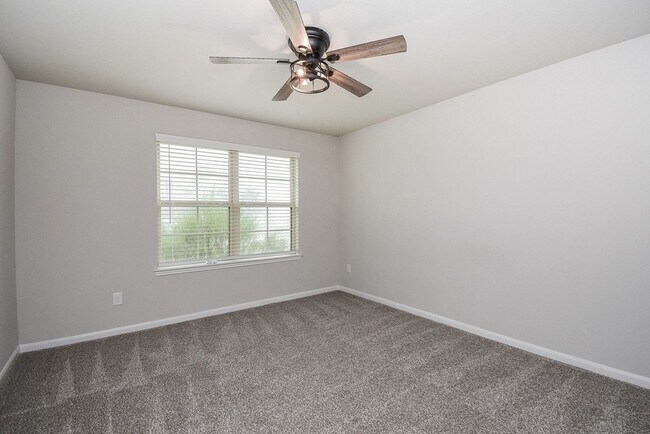 Building Photo - 1334 Bellingham Park Dr
