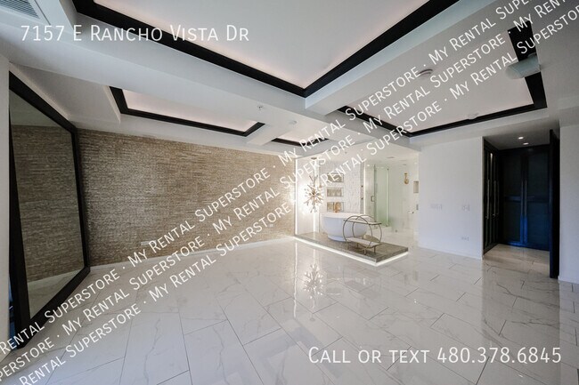 Building Photo - 7157 E Rancho Vista Dr