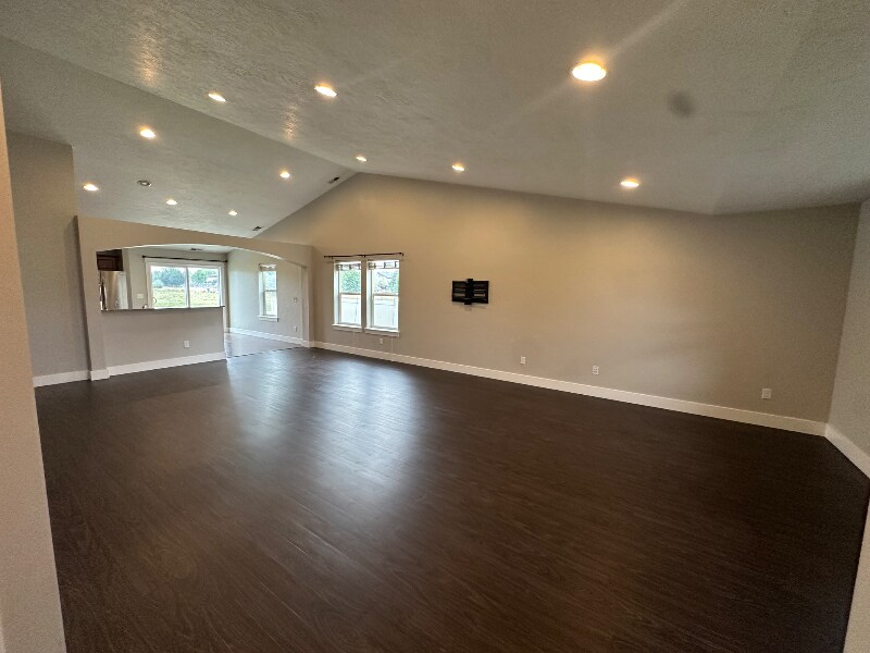 Building Photo - 2724 Sommersby Wy N
